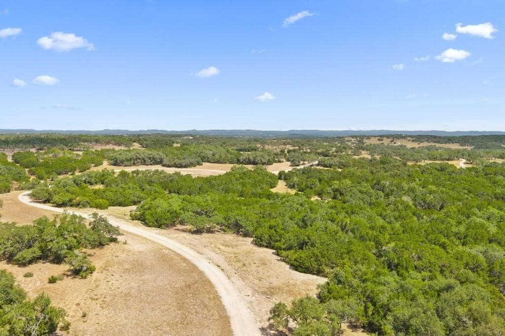 60.61 acres in Comal County - photo 3