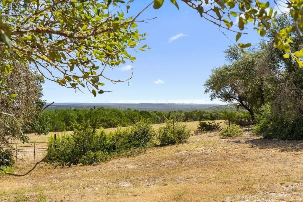 60.61 acres in Comal County - photo 38