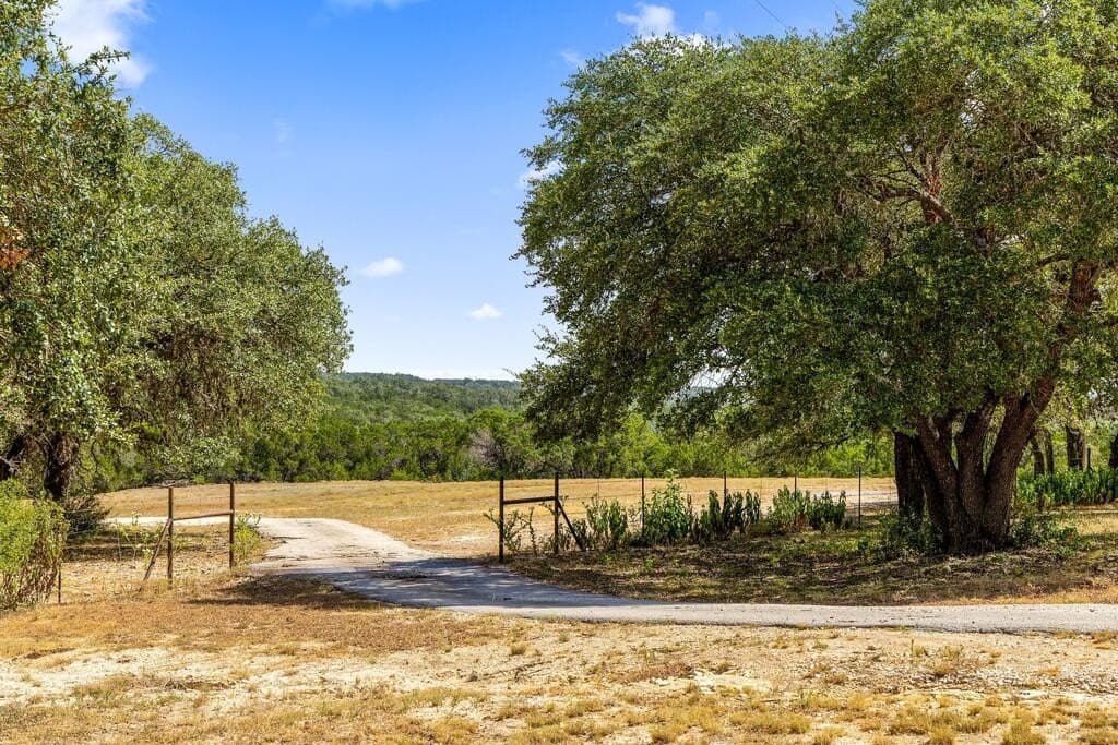 60.61 acres in Comal County - photo 37