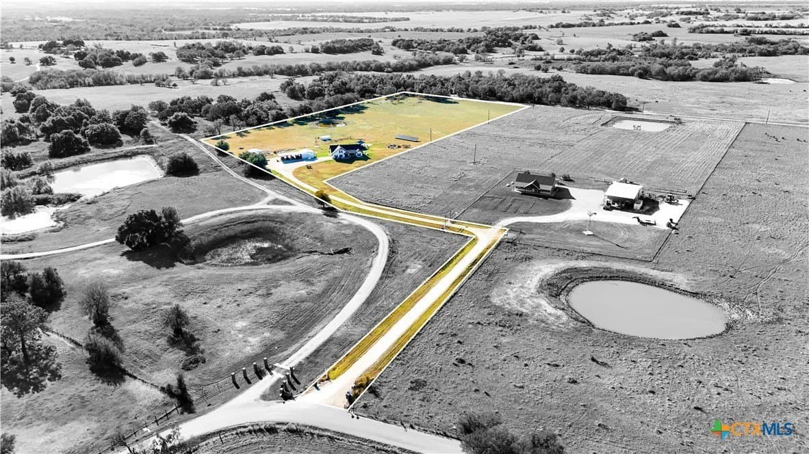 10.03 acres in Milam County gallery image 2