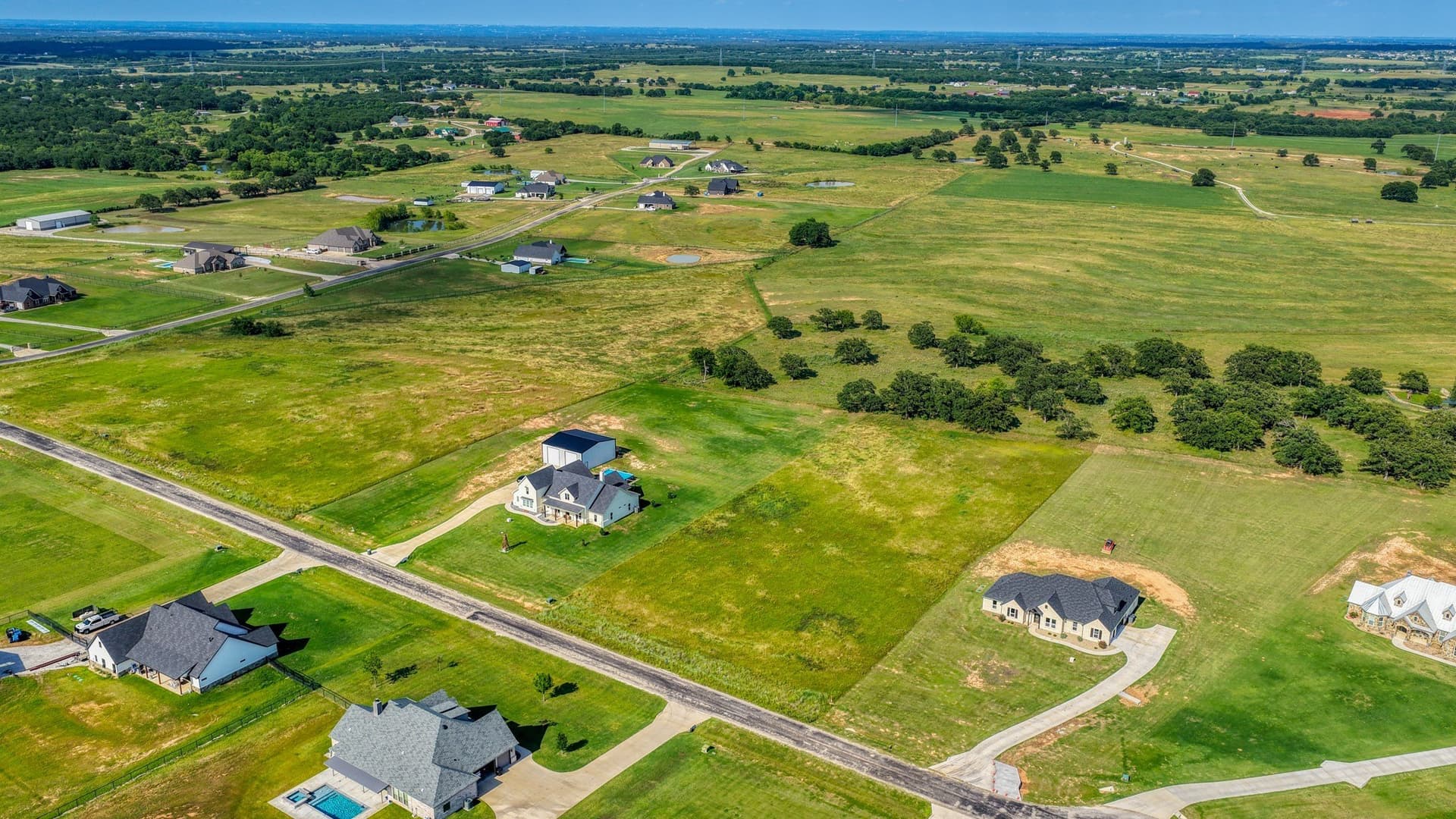 2.01 acres in Parker County gallery image 3