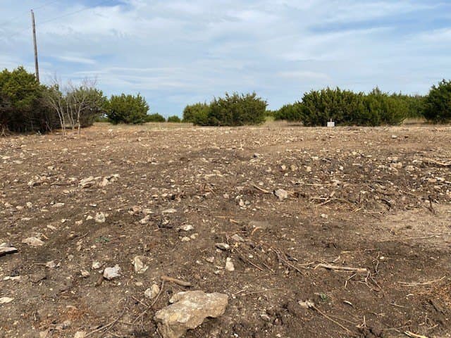 1.05 acres in Johnson County - photo 9