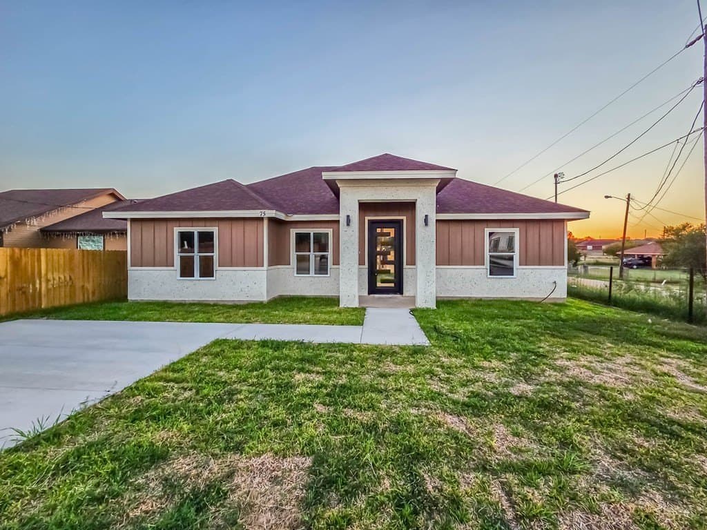 6,000 acres in Maverick County gallery image 2