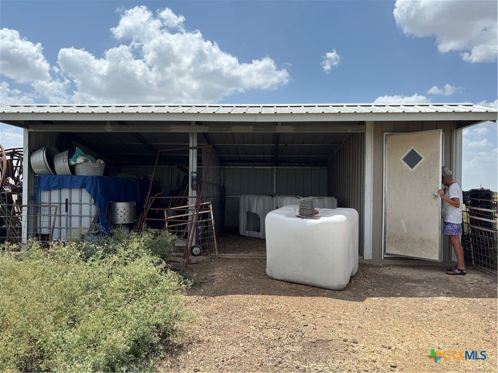 27.79 acres in Williamson County - photo 11