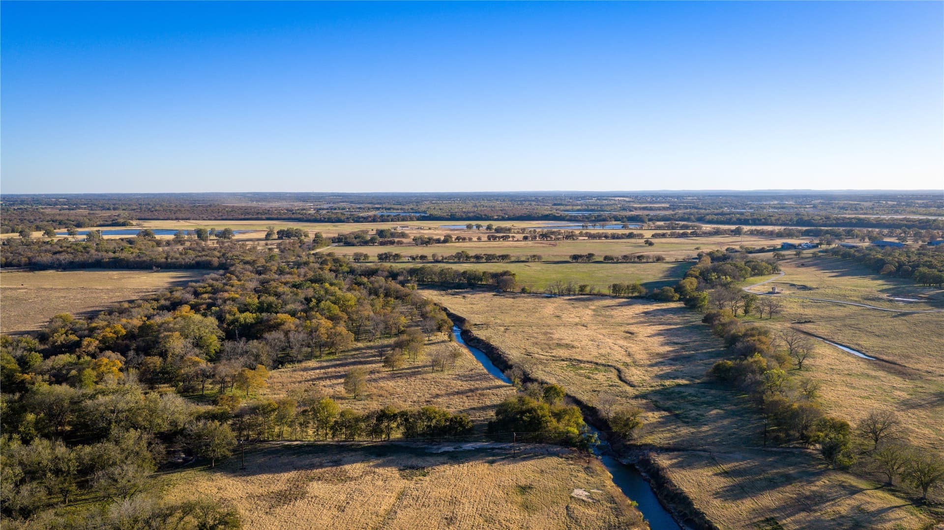 920 acres in Wise County - photo 8