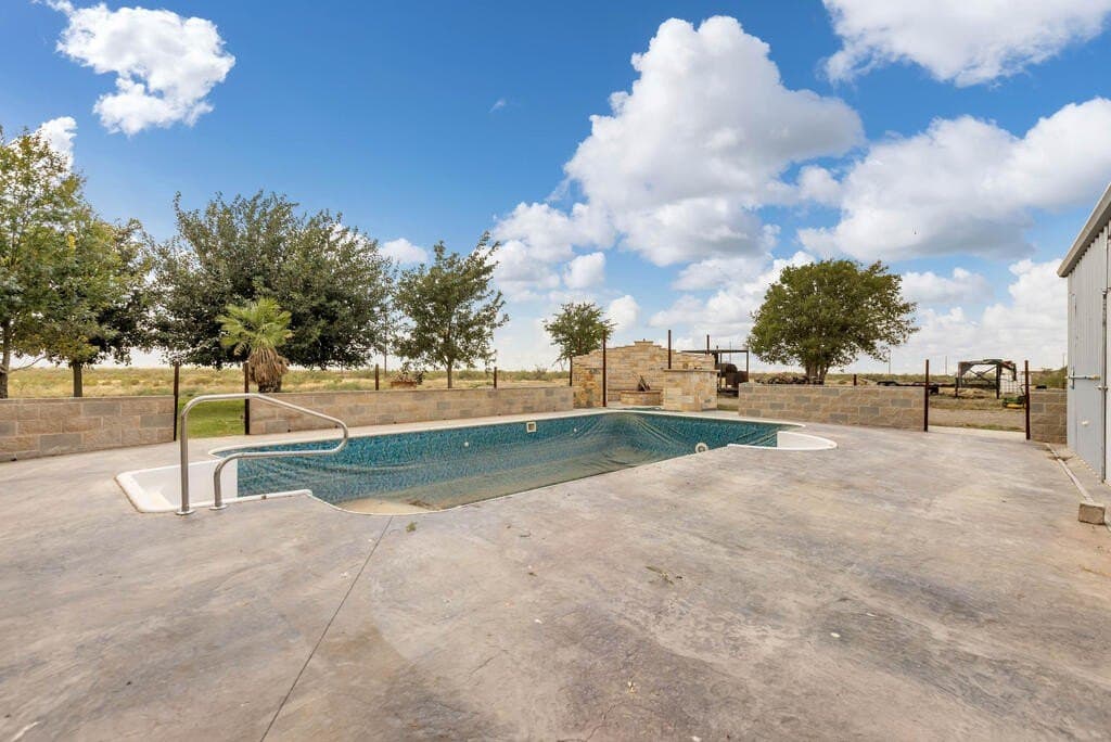 10 acres in Midland County - photo 41