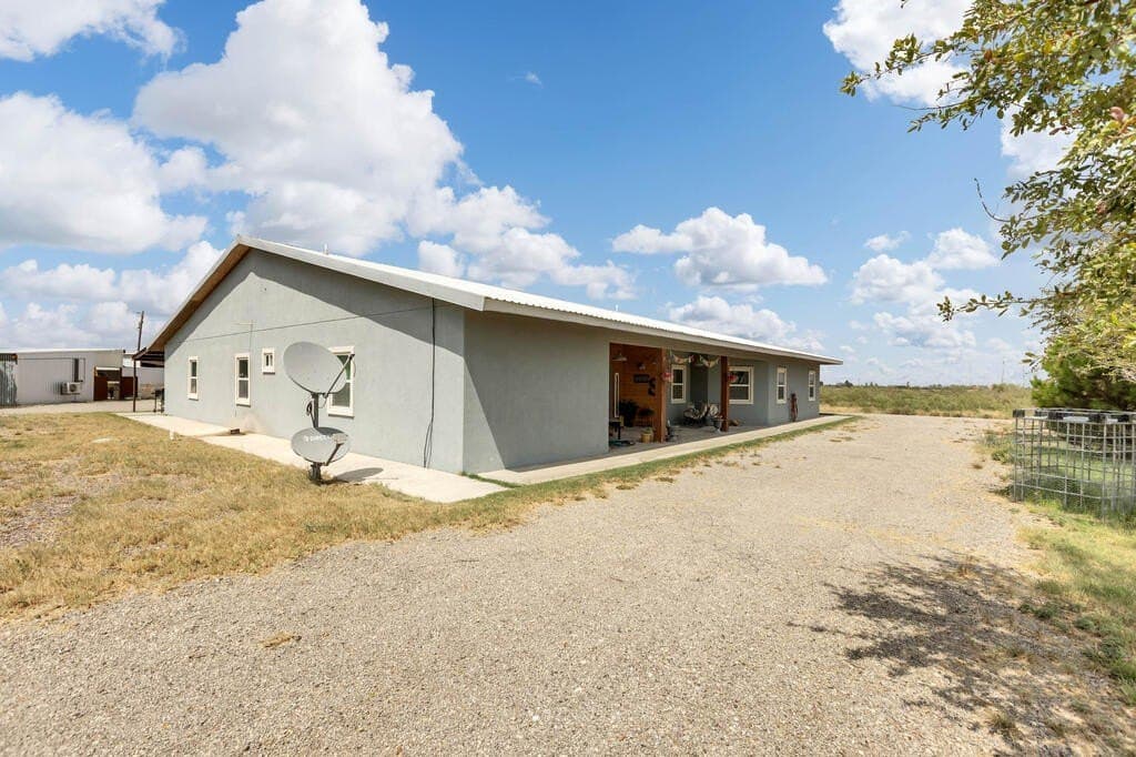 10 acres in Midland County - photo 2