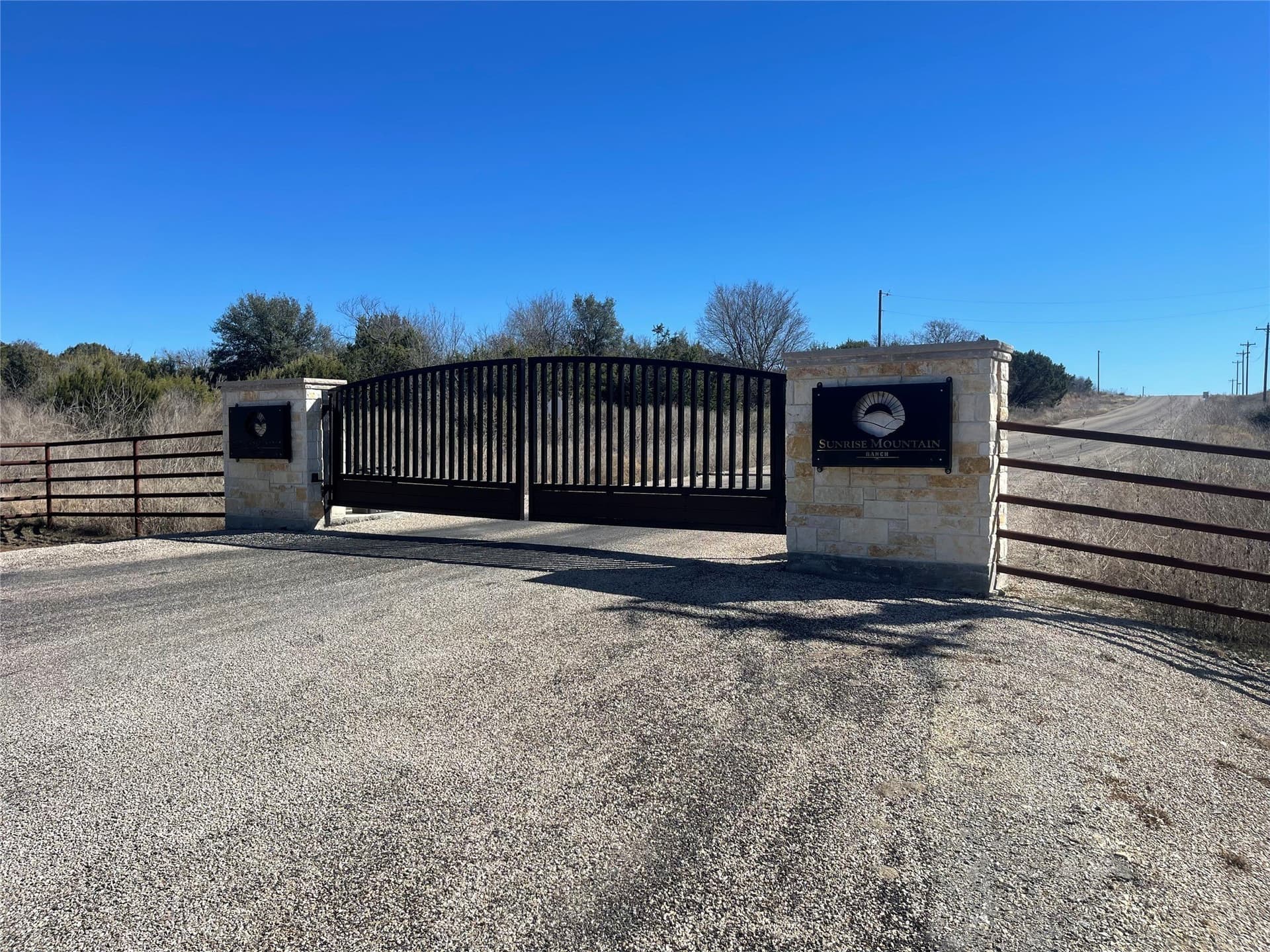 3.69 acres in Erath County gallery image 4