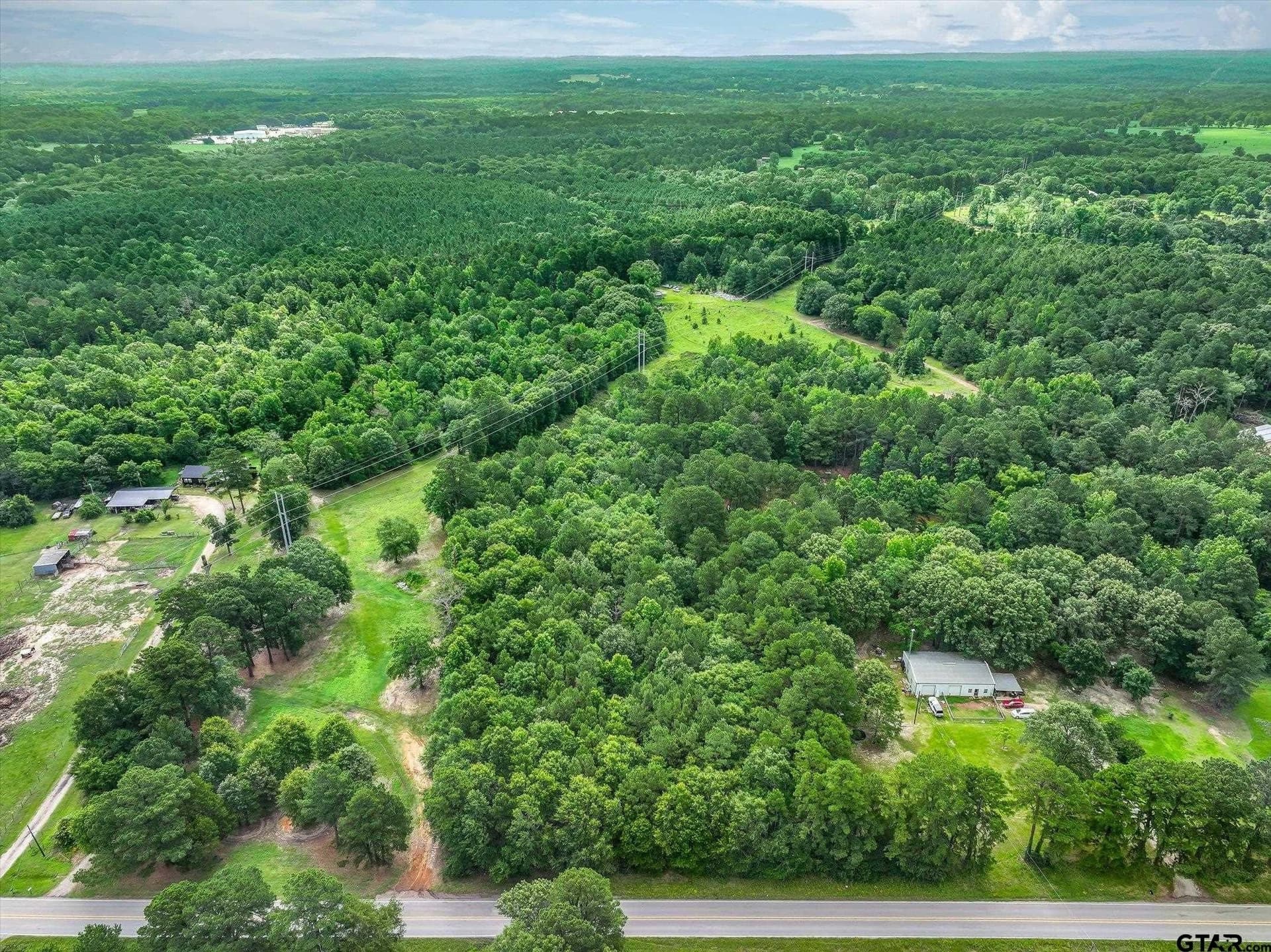 7.1 acres in Smith County gallery image 3