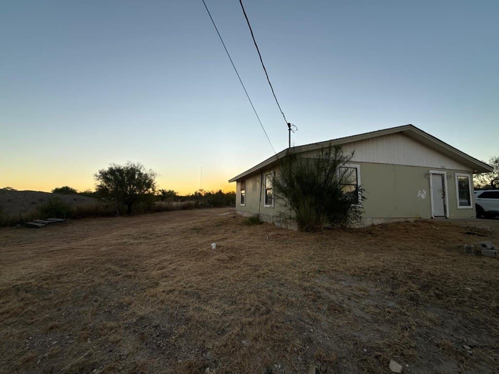 27,834 acres in Maverick County gallery image 3