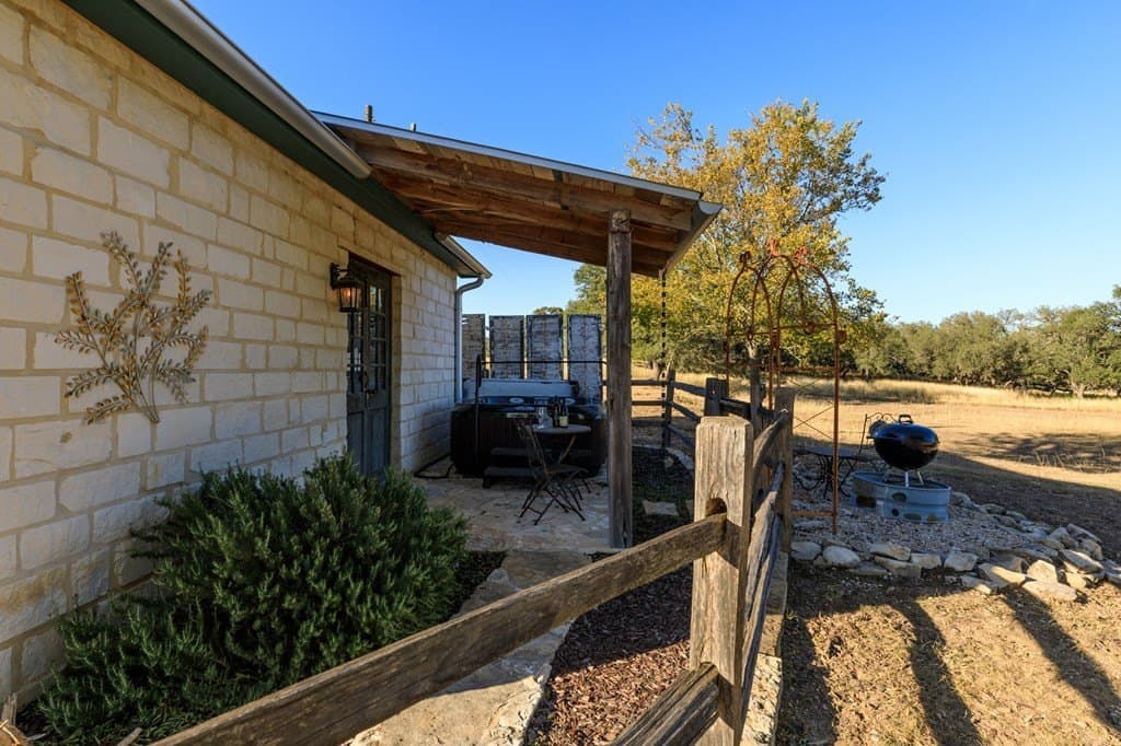 39.04 acres in Gillespie County - photo 70