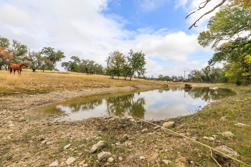 39.04 acres in Gillespie County - photo 85
