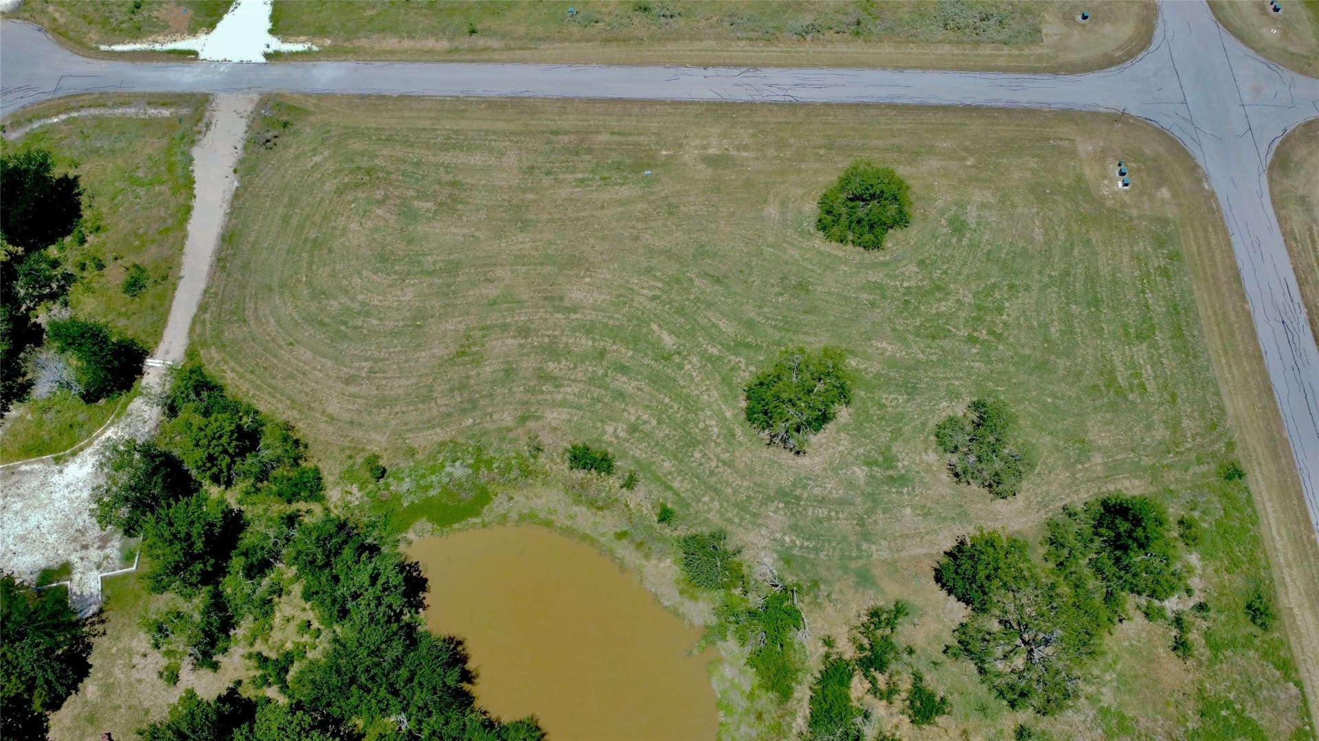 1.25 acres in Navarro County - photo 3
