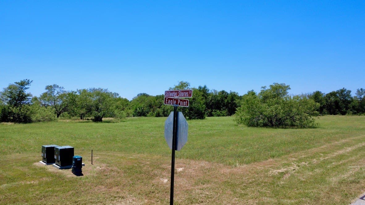 1.25 acres in Navarro County - photo 9