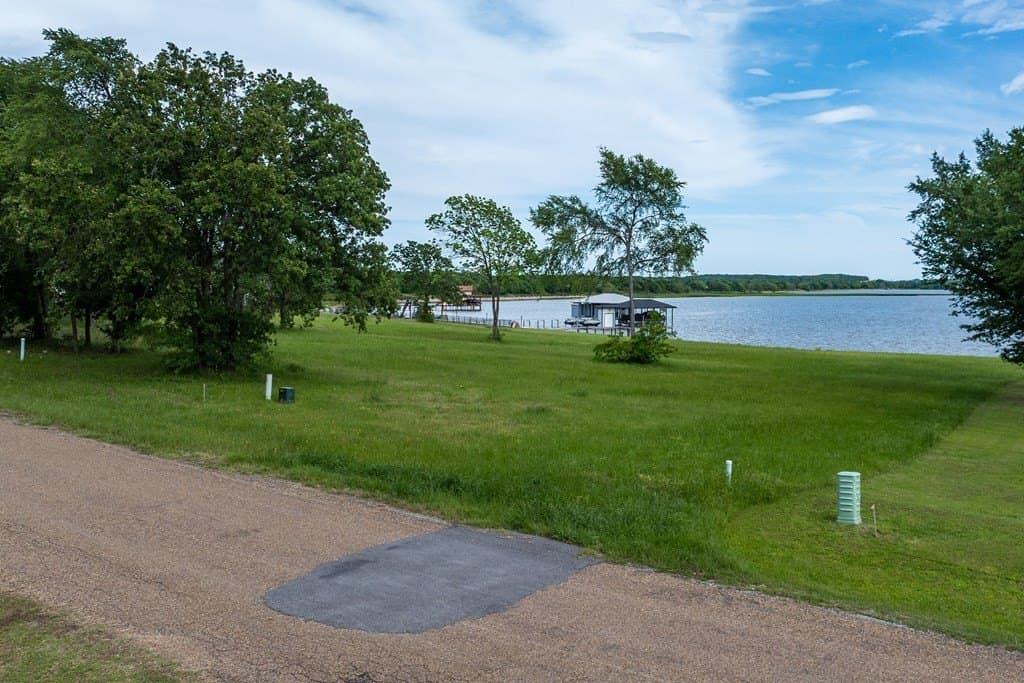 0.72 acres in Kaufman County - photo 11