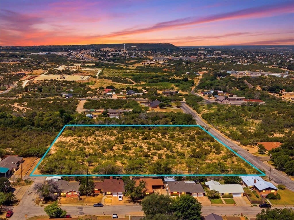 6.93 acres in Howard County gallery image 4