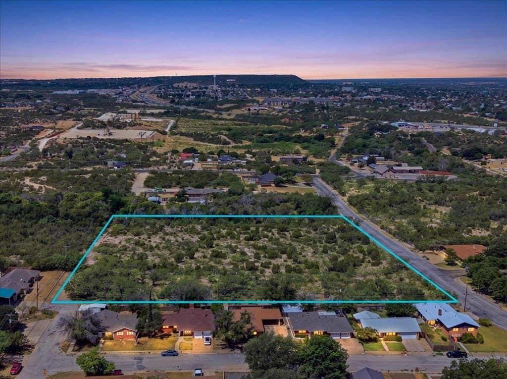 6.93 acres in Howard County gallery image 2