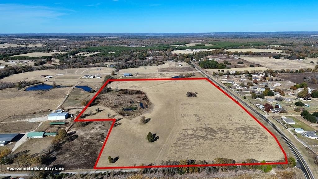 41.17 acres in Henderson County