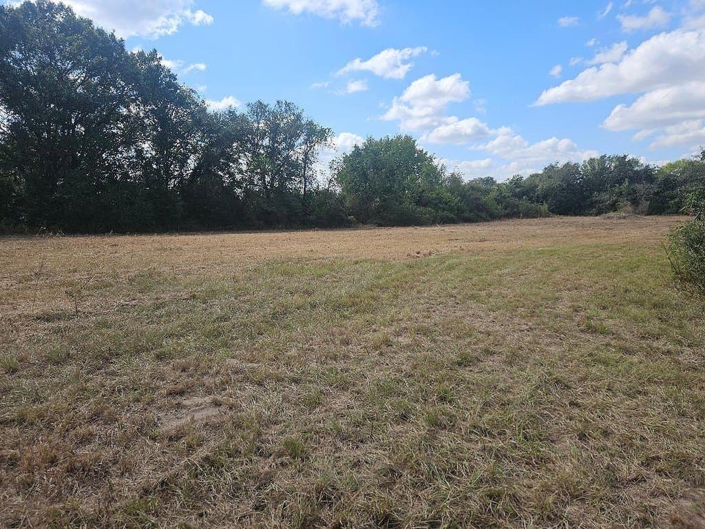 10.67 acres in Washington County