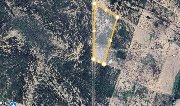 10 acres in Maverick County