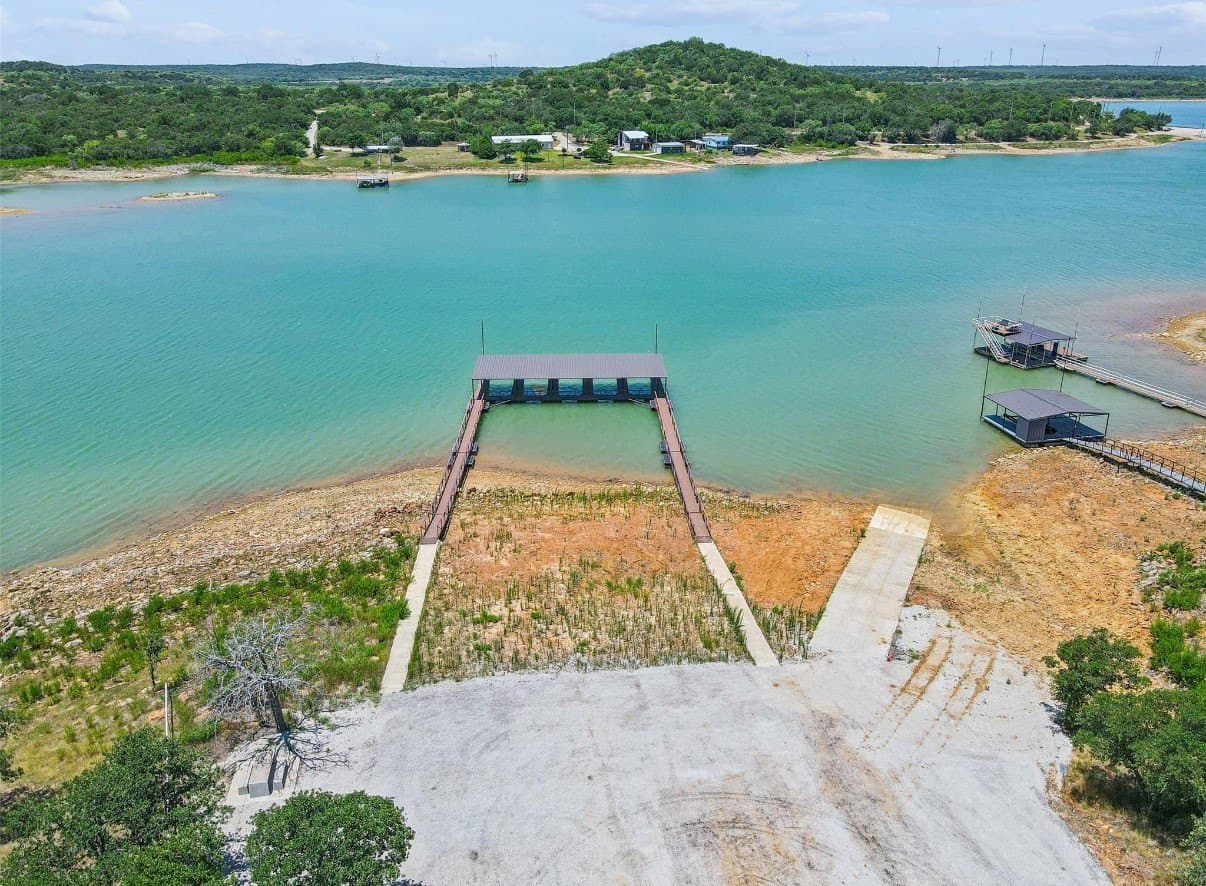 0.84 acres in Eastland County - photo 7