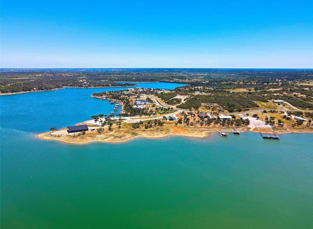 0.84 acres in Eastland County - photo 4