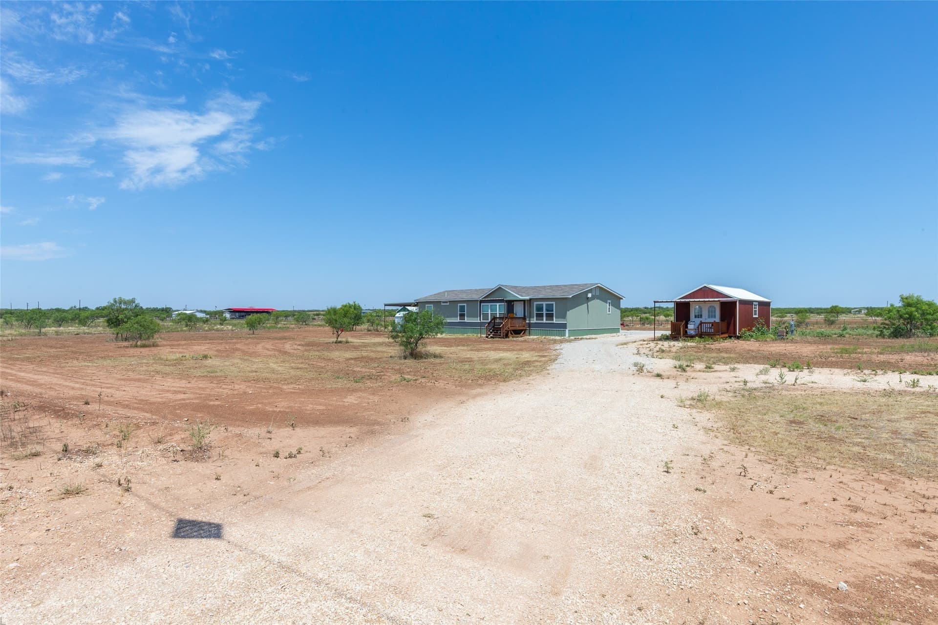 10.2 acres in Jones County gallery image 2