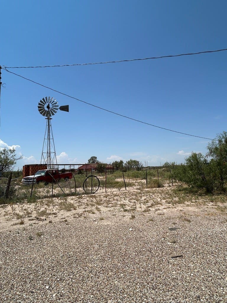 7.31 acres in Pecos County gallery image 3