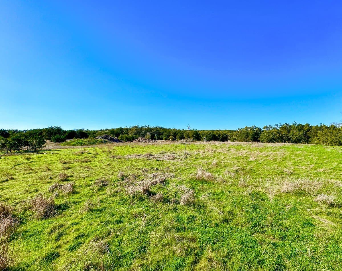 23.26 acres in Hays County - photo 8