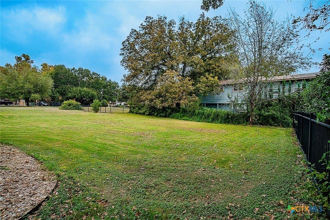 0.22 acres in Guadalupe County gallery image 3