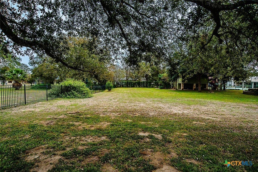 0.22 acres in Guadalupe County gallery image 4