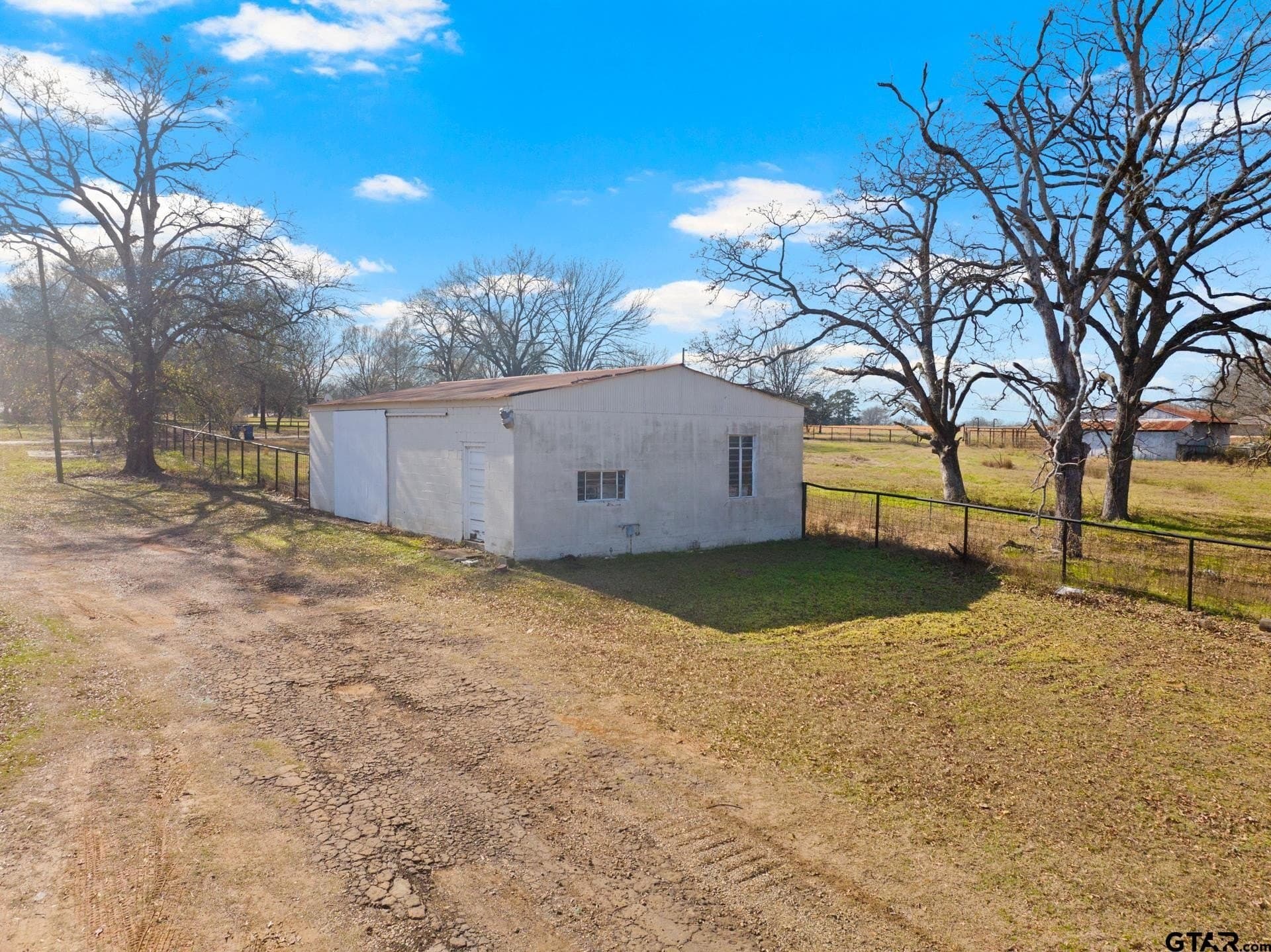 33.84 acres in Titus County - photo 27