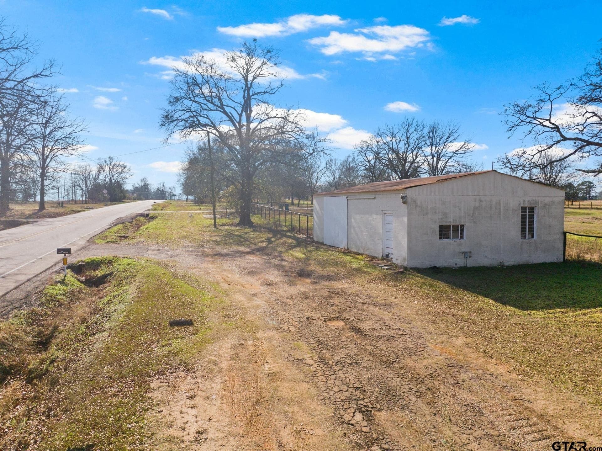 33.84 acres in Titus County - photo 26