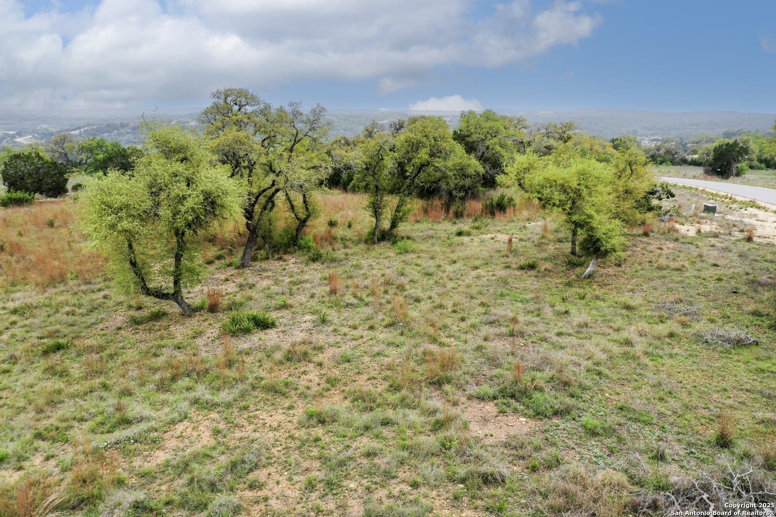 1.24 acres in Comal County - photo 8