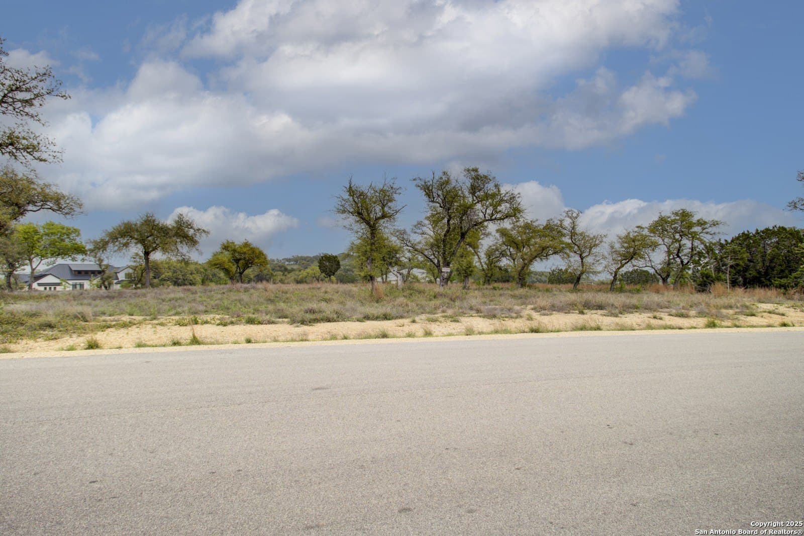 1.24 acres in Comal County - photo 6