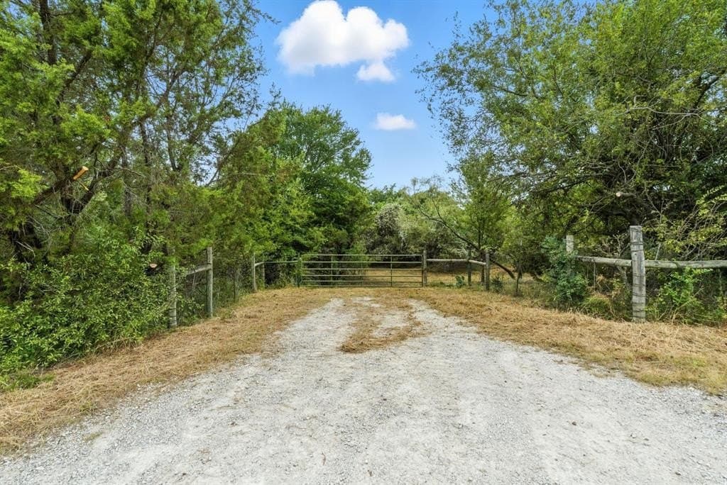 19.62 acres in Parker County gallery image 3