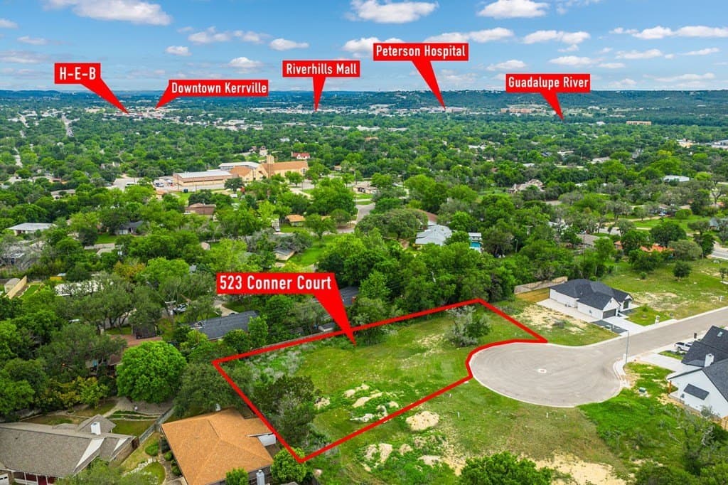 0.59 acres in Kerr County gallery image 3