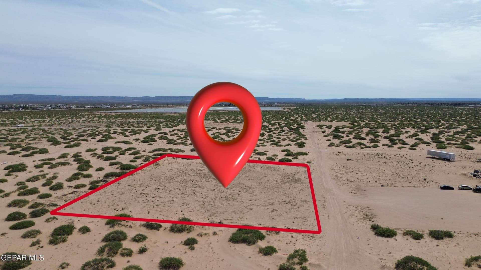 1.65 acres in El Paso County gallery image 3