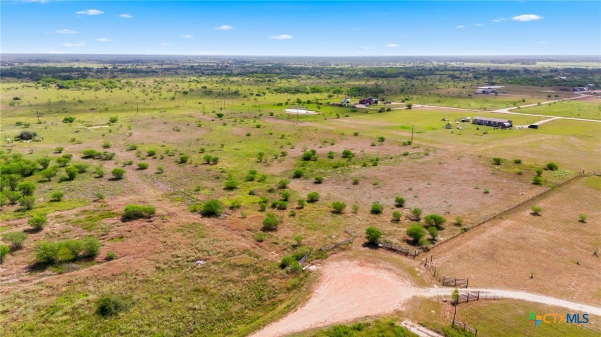 15 acres in Victoria County - photo 42