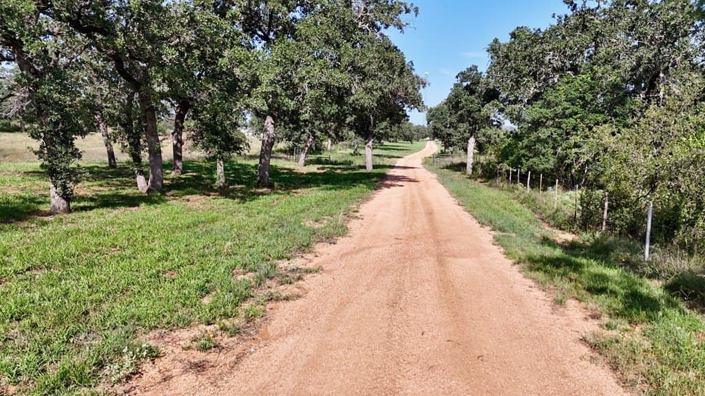 26.5 acres in Llano County gallery image 3