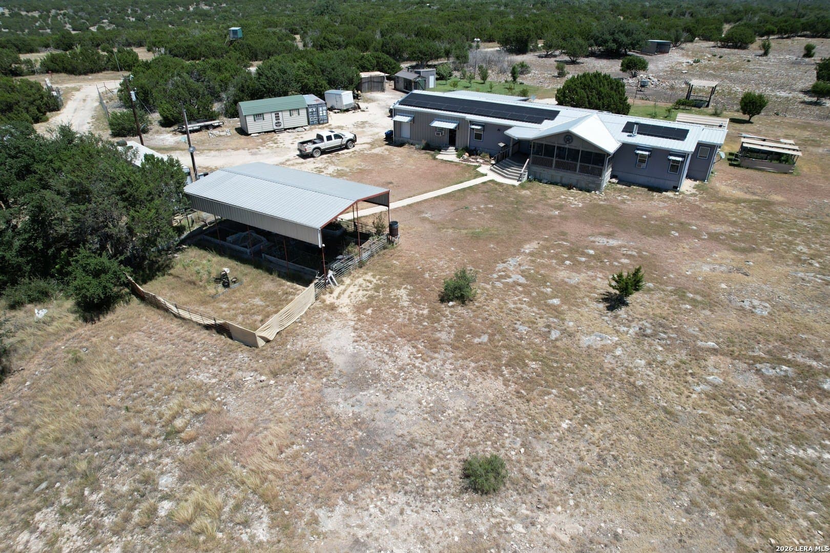 61.23 acres in Edwards County - photo 2