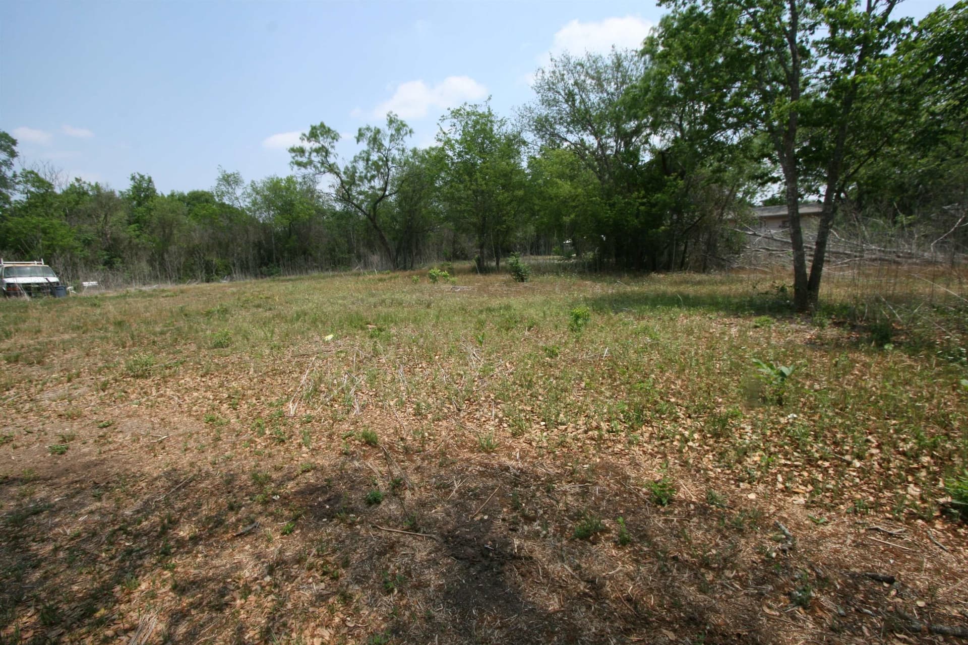 1.5 acres in Burnet County gallery image 4