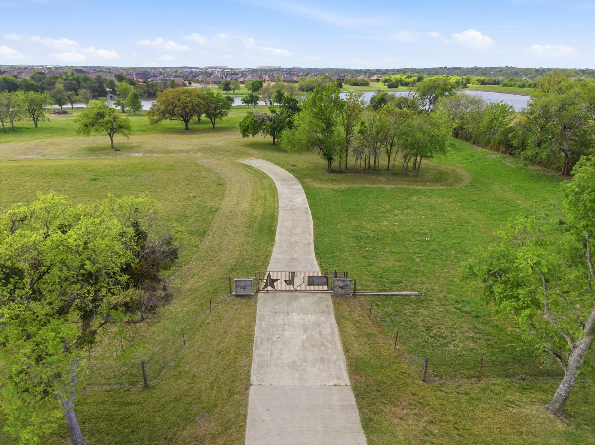 3.2 acres in Rockwall County - photo 5