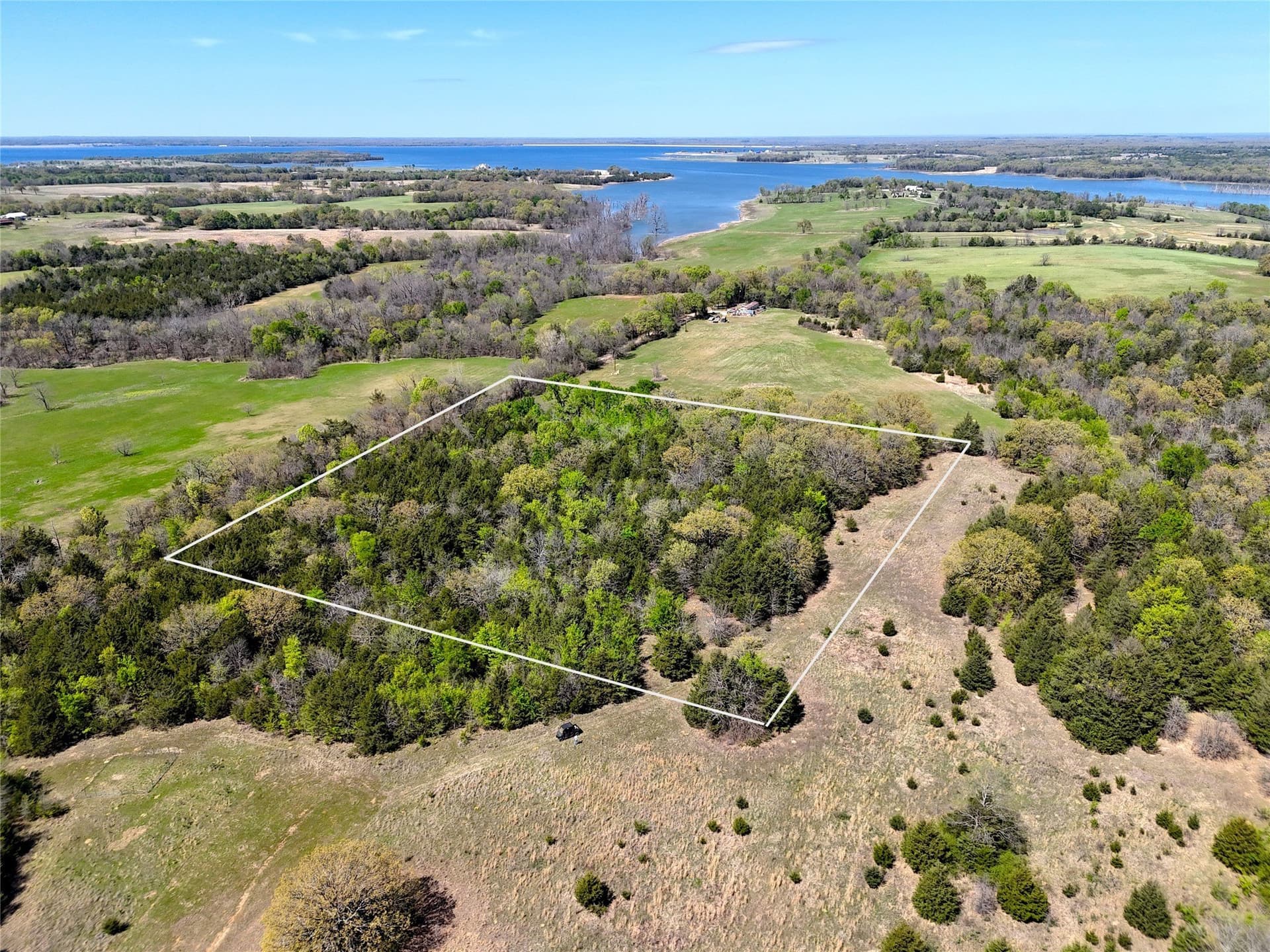 8 acres in Fannin County