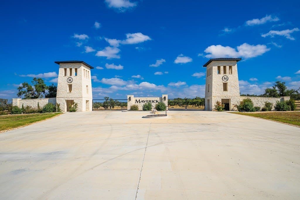 6.3 acres in Gillespie County gallery image 4