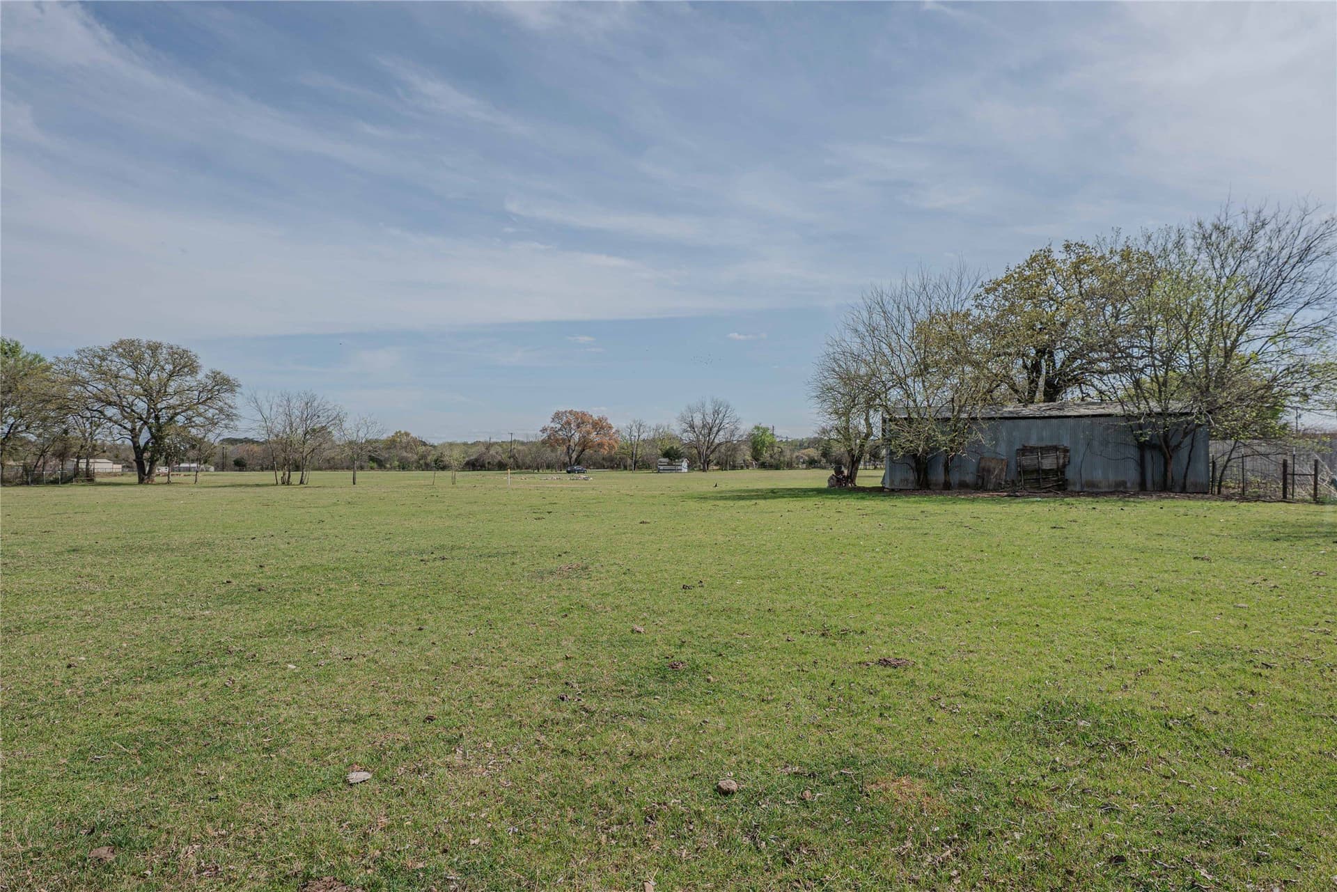 5 acres in Tarrant County - photo 5
