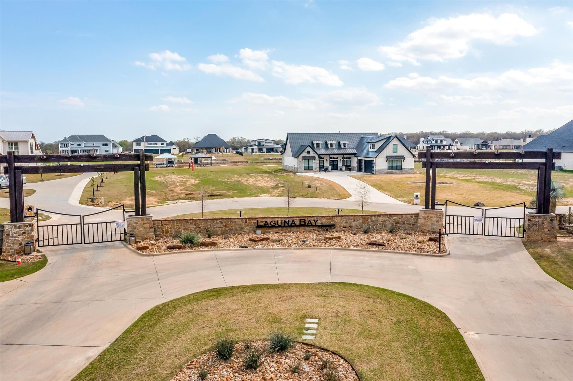 0.71 acres in Tarrant County gallery image 2