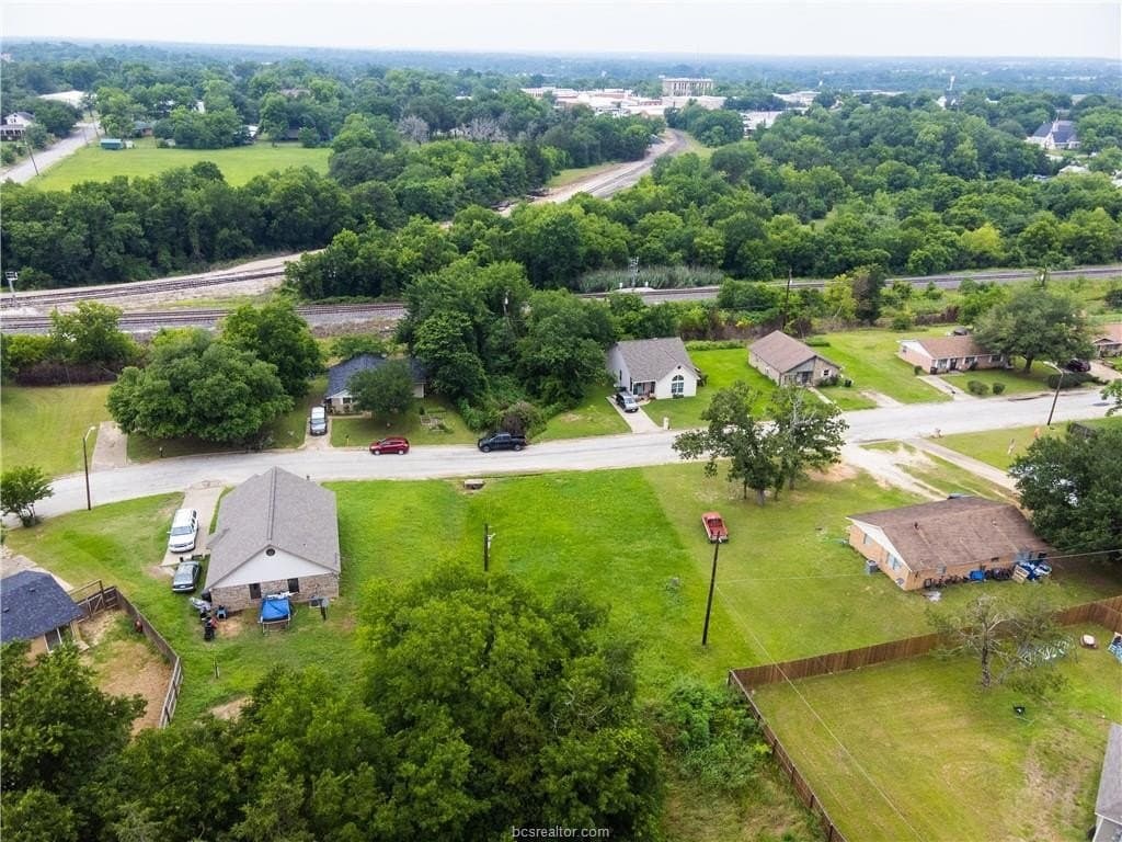 0.2 acres in Burleson County - photo 8