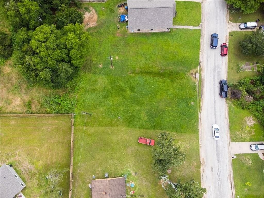 0.2 acres in Burleson County - photo 9