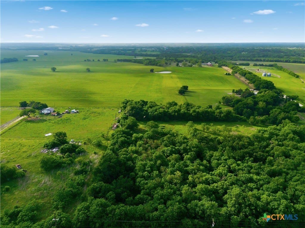1.02 acres in Falls County featured view